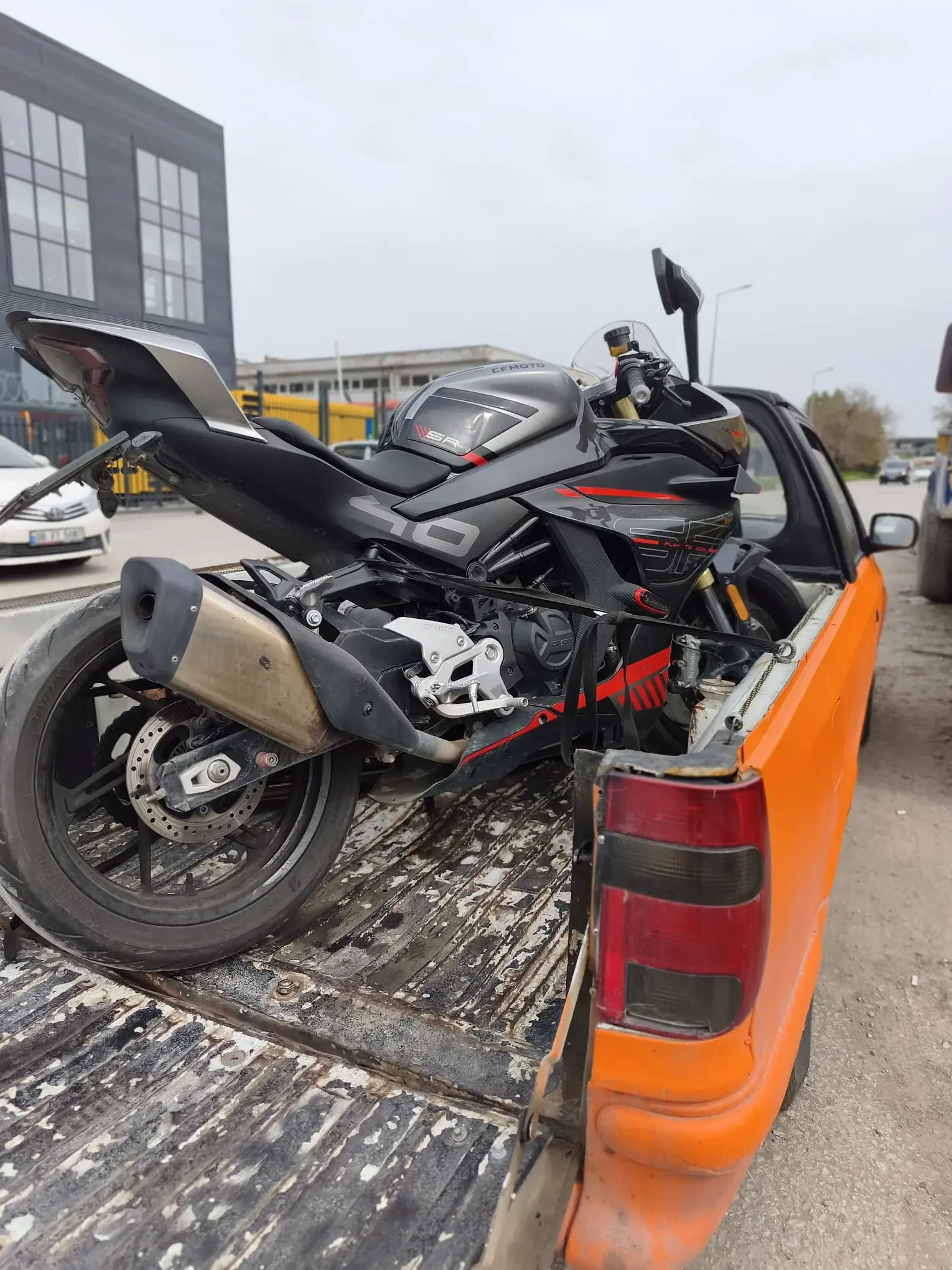 CFMOTO spor motosiklet güvenli taşıma – Ankara motosiklet çekici